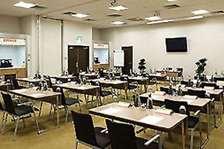 Salón en montaje de escuela en el Ibis London Euston