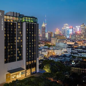 Renaissance Shanghai Yu Garden Hotel