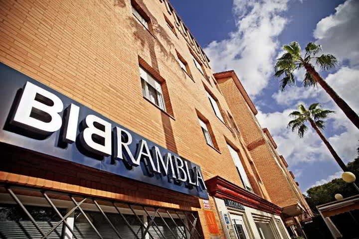 PriceTravel - Viaja fácil, sin pretextos
