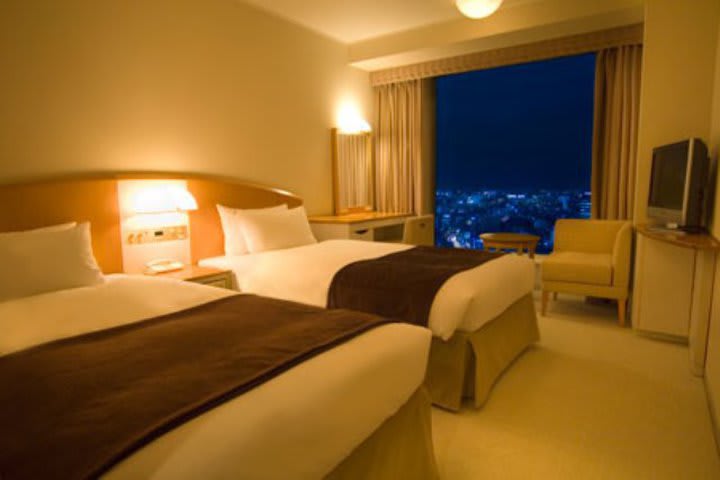 Guest rooms at the Shinagawa Prince Hotel offer wireless internet access