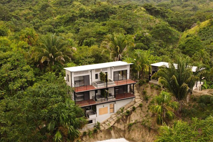 Hotel en Los Naranjos en Santa Marta