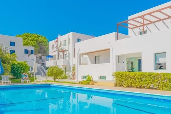 PriceTravel - Viaja fácil, sin pretextos