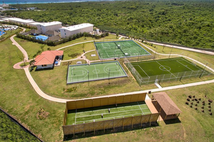 Multipurpose courts