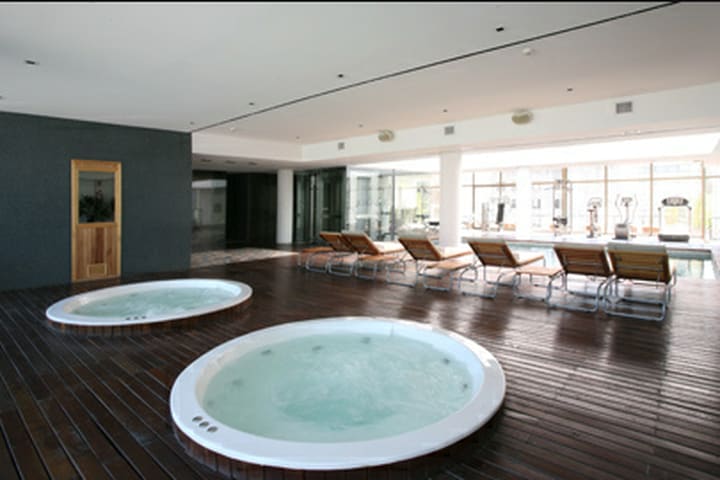 Relájate en los jacuzzis del Be Hotel Buenos Aires