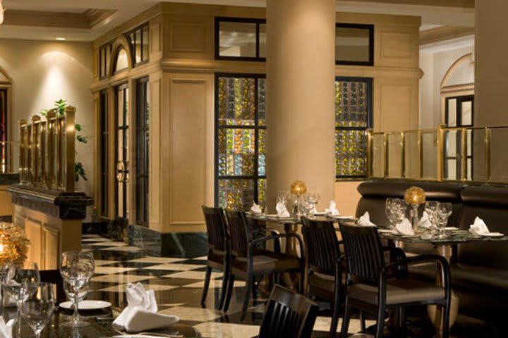 Restaurante Capriccio Grill en el hotel The Peabody en Orlando, Florida