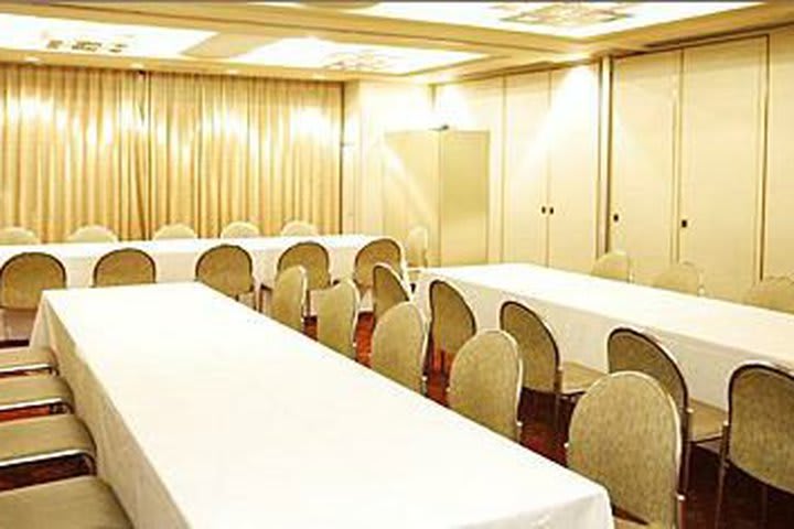 El hotel Ark Ikebukuro cuenta con dos salones de eventos