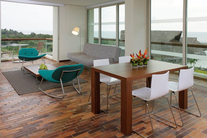 Sitting area in a suite