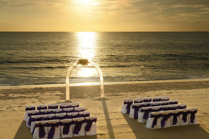 Montaje para boda en la playa