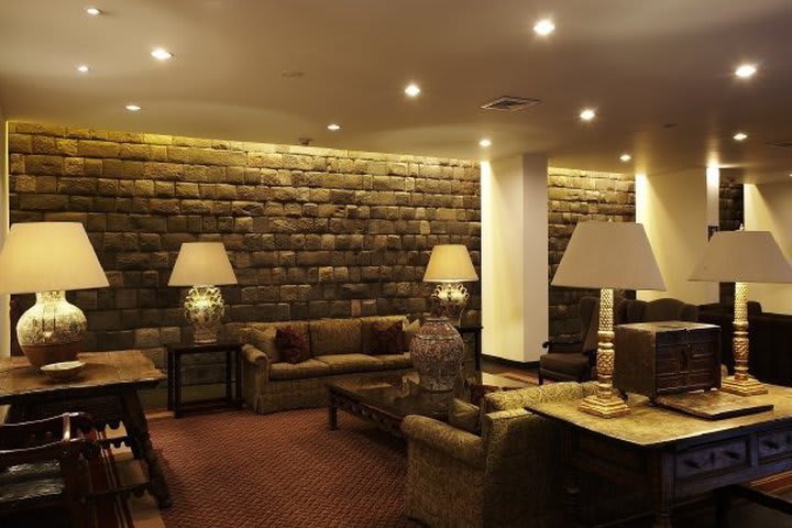 Hotel Cusco Libertador Palacio del Inka has a colonial style