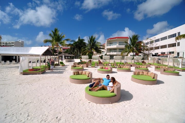 Bar on the beach