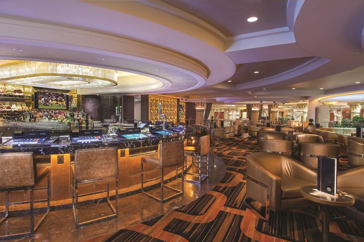 Lobby Bar