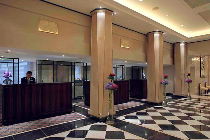 Front desk at the Marriott Grosvenor Square hotel in downtown London