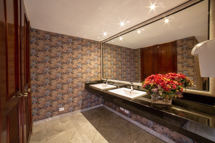 Bathroom in the lobby