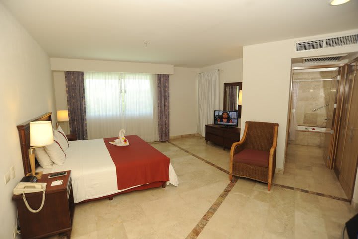 Junior suites enjoy wider spaces
