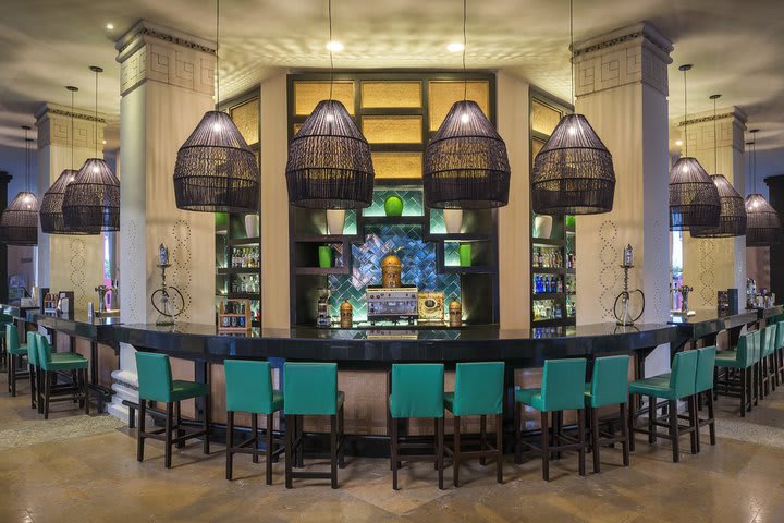 Lobby bar