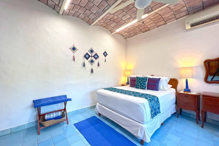 Oasis guest room