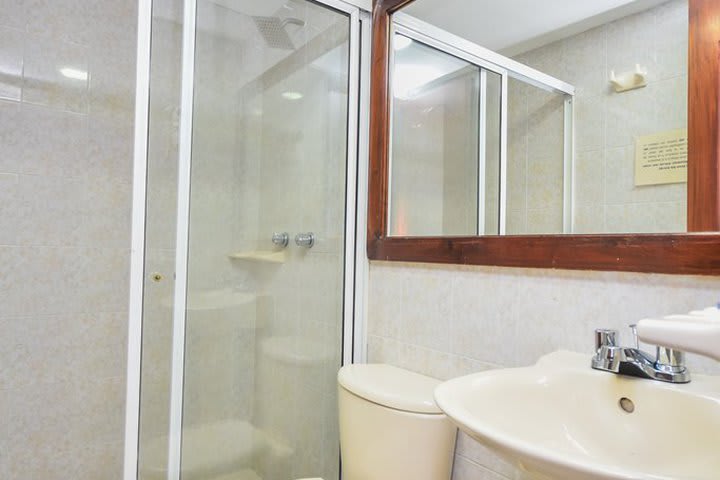 Baño privado de una habitación