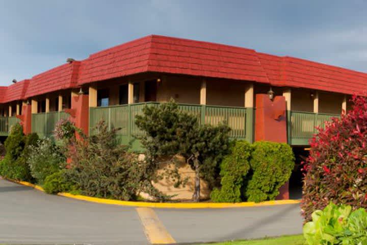 Econo Lodge Inn & Suites Victoria