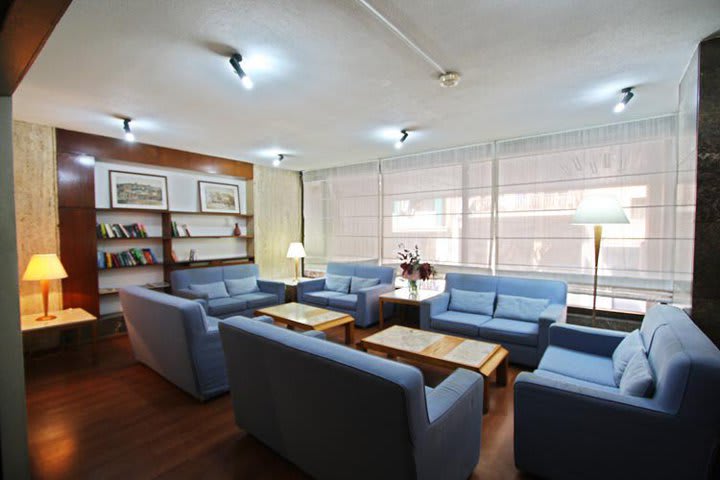 Sitting area with sofas at the Ionis Hotel near Syntagma Square