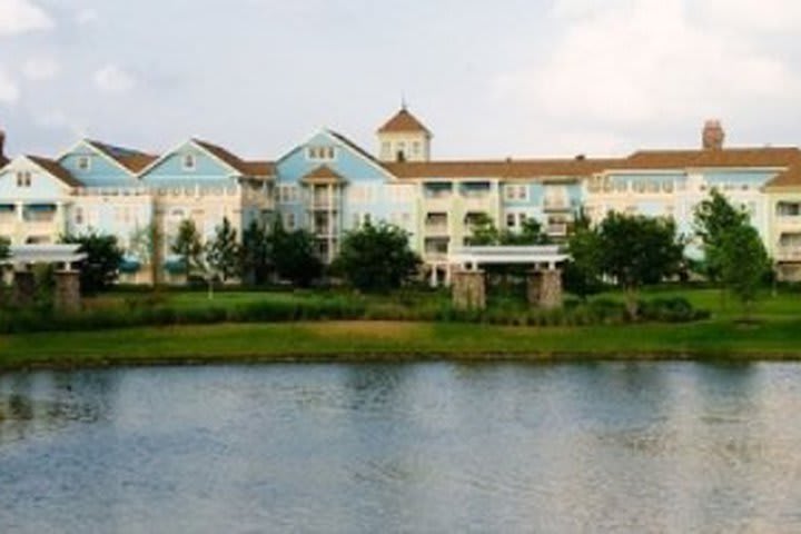 Disney's Saratoga Springs Resort & Spa