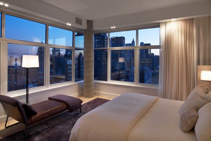 El penthouse del hotel The James en Nueva York ofrece vistas a la ciudad