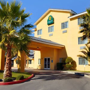 La Quinta Inn & Suites by Wyndham Las Vegas Nellis