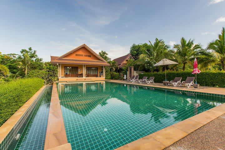 PriceTravel - Travel easy, without excuses