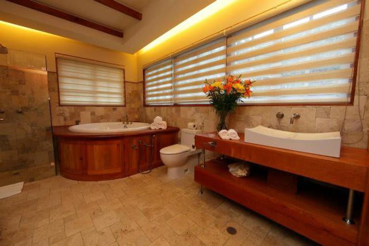 Bathroom of the suite