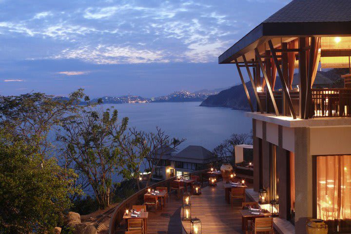 Banyan Tree Acapulco