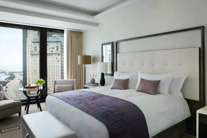 Grand room overlooking the city or Chicago River at The Langham hotel