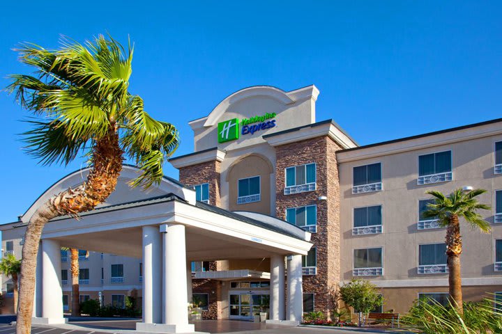 Holiday Inn Express Las Vegas South