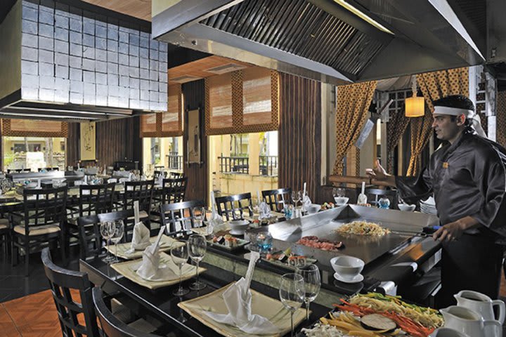 Sakura restaurant serves Japanese cuisine and sushi