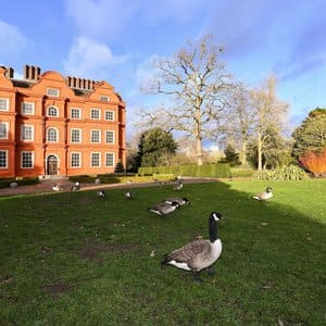 Grand Apartments Kew Gardens