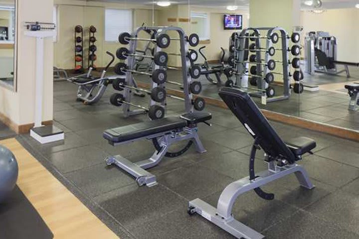 The Doubletree Metropolitan Hotel tiene un gimnasio