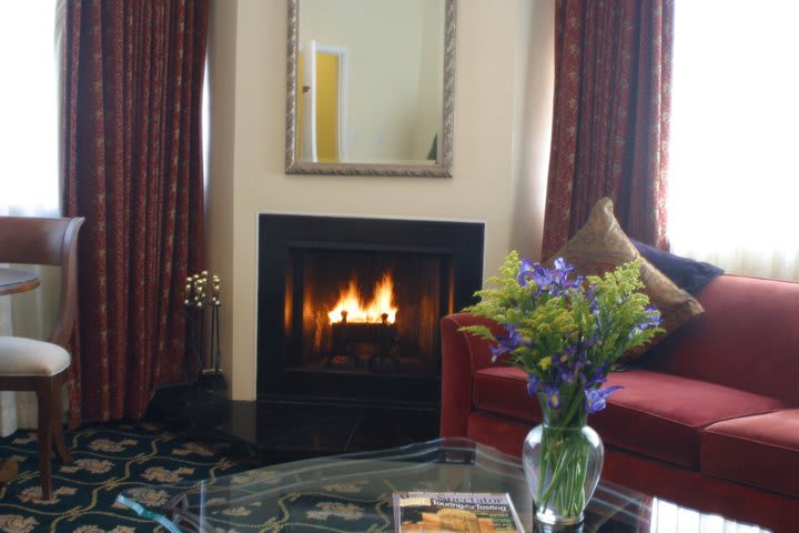 Fireplace at the Executive Hotel Vintage Court
