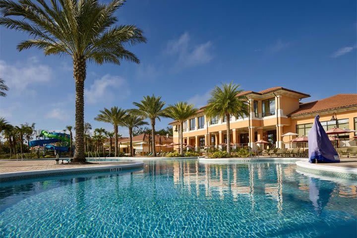 Regal Oaks Resort Vacation Townhomes