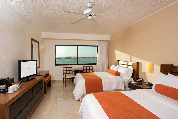 Deluxe Room Lagoon View