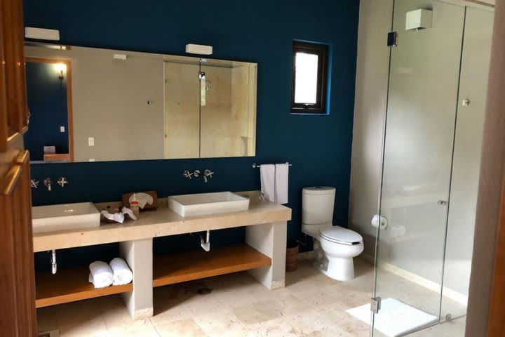 Guest bathroom with double sink