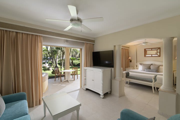 Club master suite de 2 dormitorios vista tropical o parcial al mar