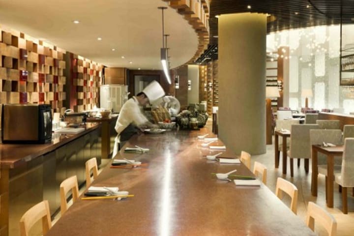 Andaz hotel in Shanghai features a restaurant serving Chinese and French cuisine