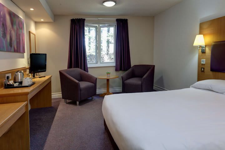 Standard Room, 1 Double Bed, Accessible, Bathtub