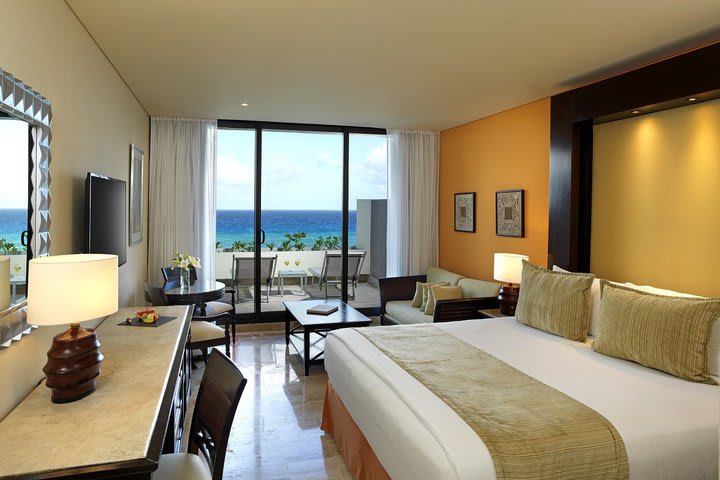 Junior suite with ocean view