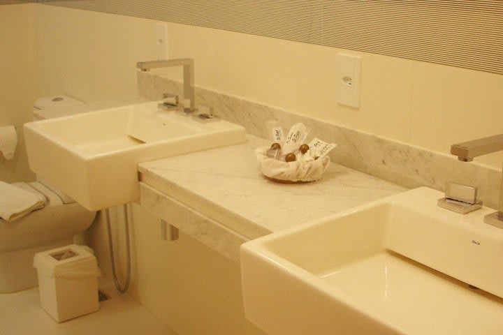 Guest bathroom at the Saint Peter Hotel in Brasilia