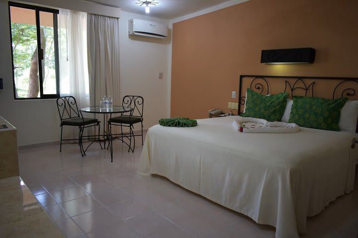 Habitación con cama king