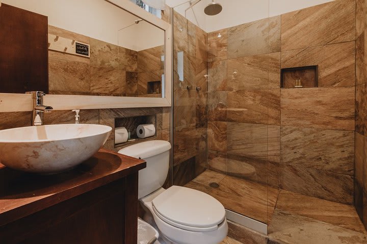 Guest bathroom with shower