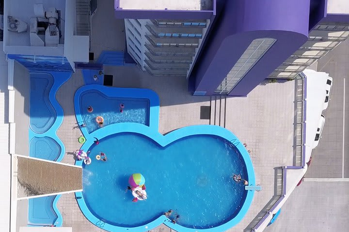 Vista aérea de la piscina