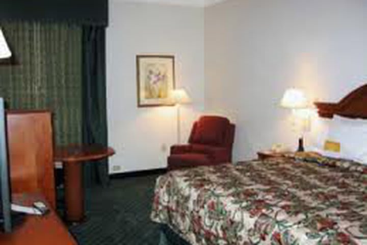 La Quinta Inn & Suites Fiesta in San Antonio, Texas has 94 guest rooms