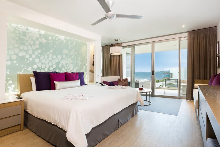 Preferred Club Junior Suite Ocean View King