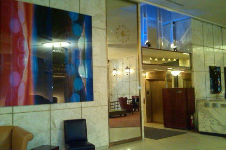 Lobby del hotel Row NYC en Nueva York