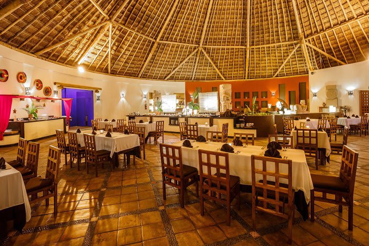 The restaurant offers Mexican and international specialties